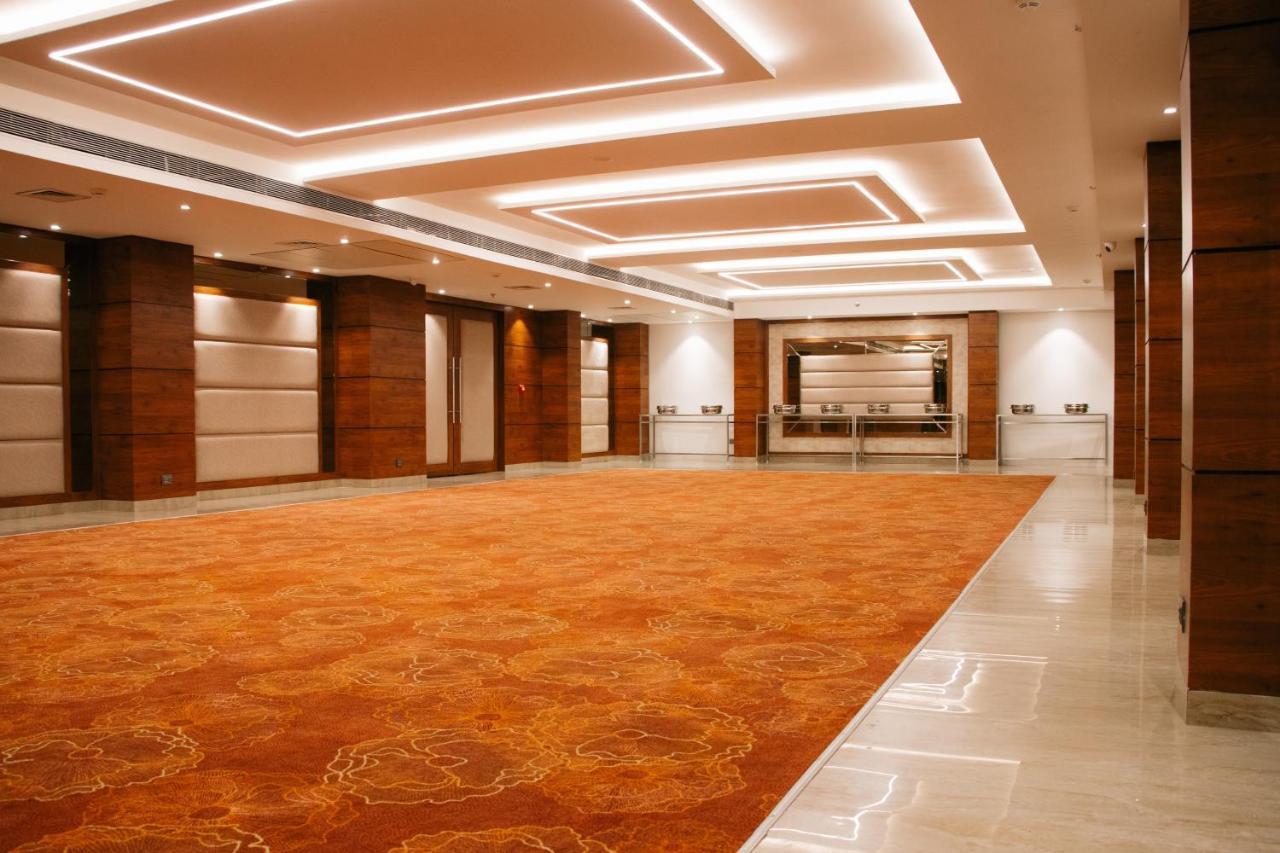 Playotel Premier Vijay Nagar Indore Exterior foto